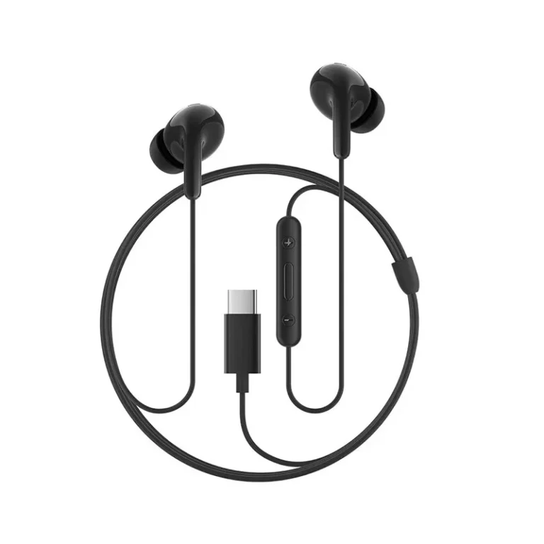 Xiaomi Type-C wired earphones with dual drivers close-up