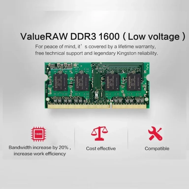 Close-up of 204-pin DDR3L laptop memory module