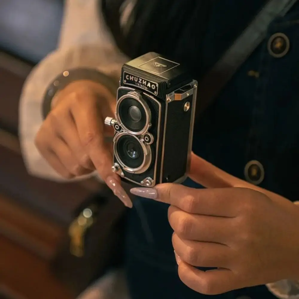 Side angle of Retro CCD Dual Reflex Mini Manual Camera