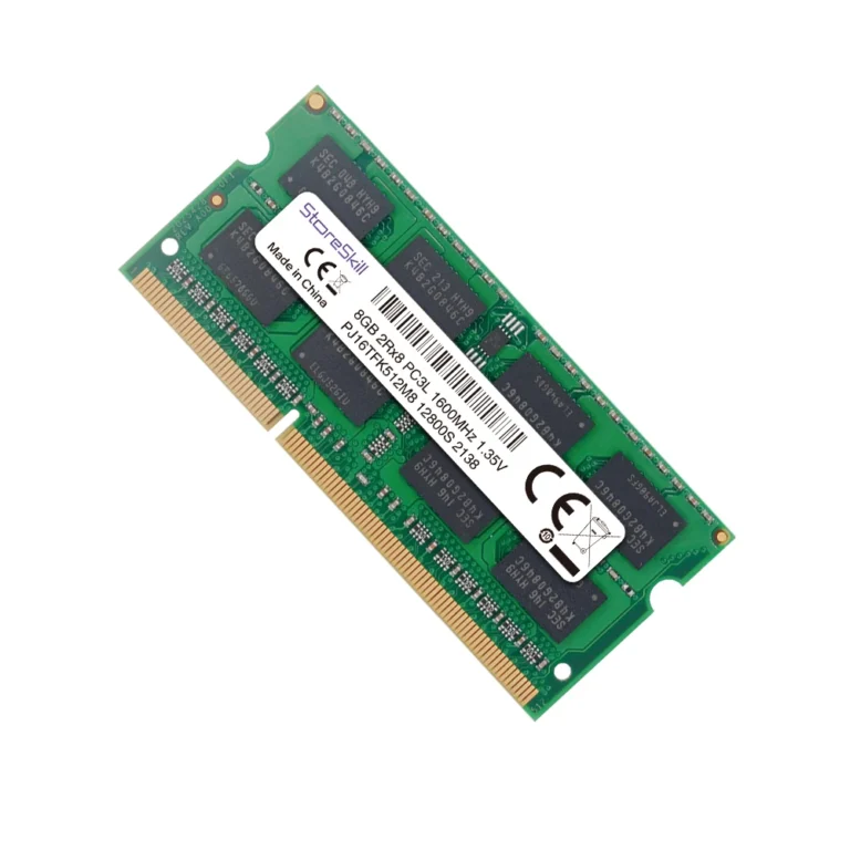 Close-up of StoreSkill DDR3 204-pin SODIMM laptop RAM