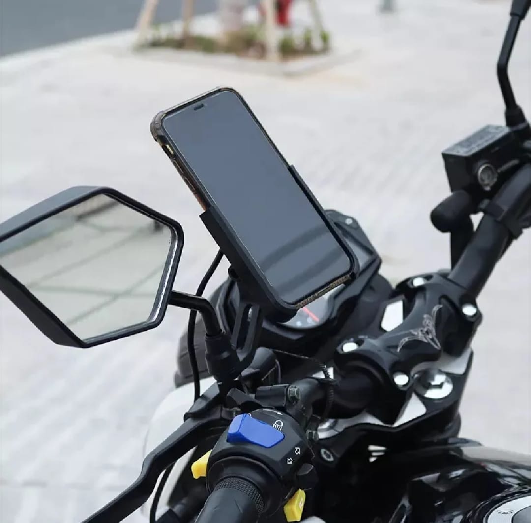 0e9916a72865019461f44a83ebe3636d.jpeg Motorcycle Mobile Holder With Charger Aluminium Body Durable And Convenient - Image 1
