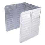 3-sided foldable aluminum foil splatter guard on kitchen stove