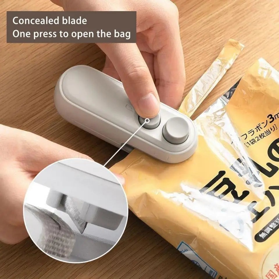 20a8a91f351418415c7aa3dc62780cff.jpg Portable Heat Sealer Machine for Food Bags – USB Rechargeable - Image 1