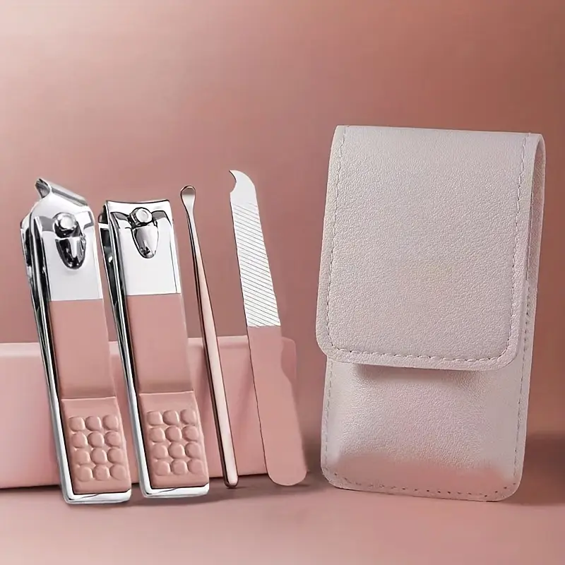 2d6f5373-27fe-4650-b2aa-f7b740050af8.webp Professional 4-in-1 manicure set in random color closed