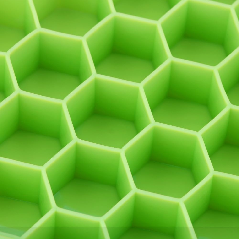 37-Ice-CUbe-1.png Silicone Ice Cube Tray 37 Grid Ice Cube Mold with Lid Honeycomb Ice Maker Reusable Ice Container for Coffee Juice (Random Color) - Image 1