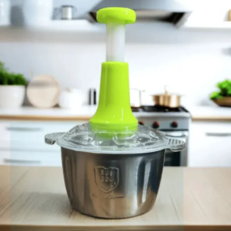 2L manual food chopper with stainless steel blades and transparent lid