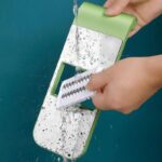 Multifunctional 5-blade vegetable cutter with stainless steel blades