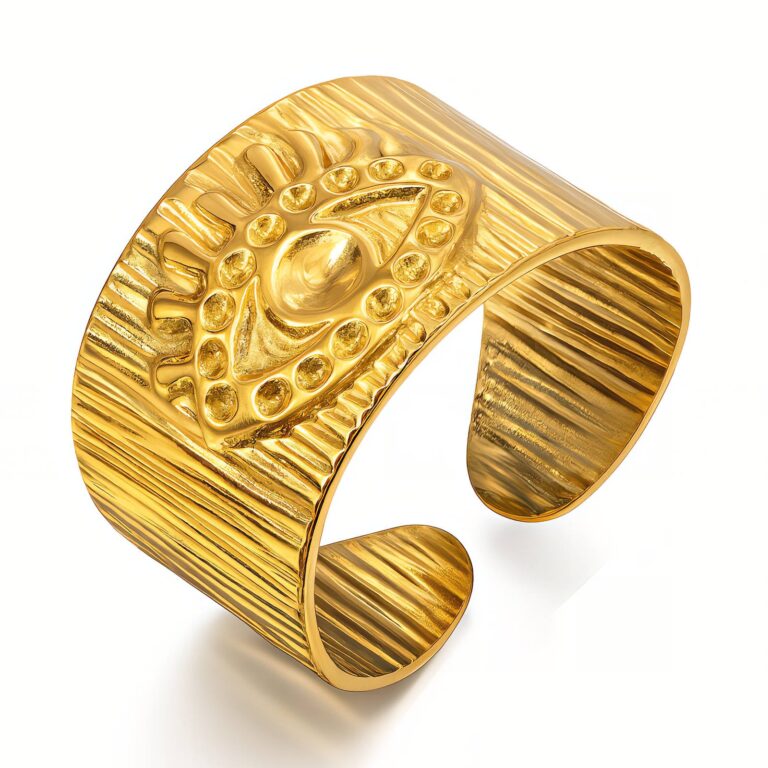 Adjustable 18K gold plated evil eye ring front view