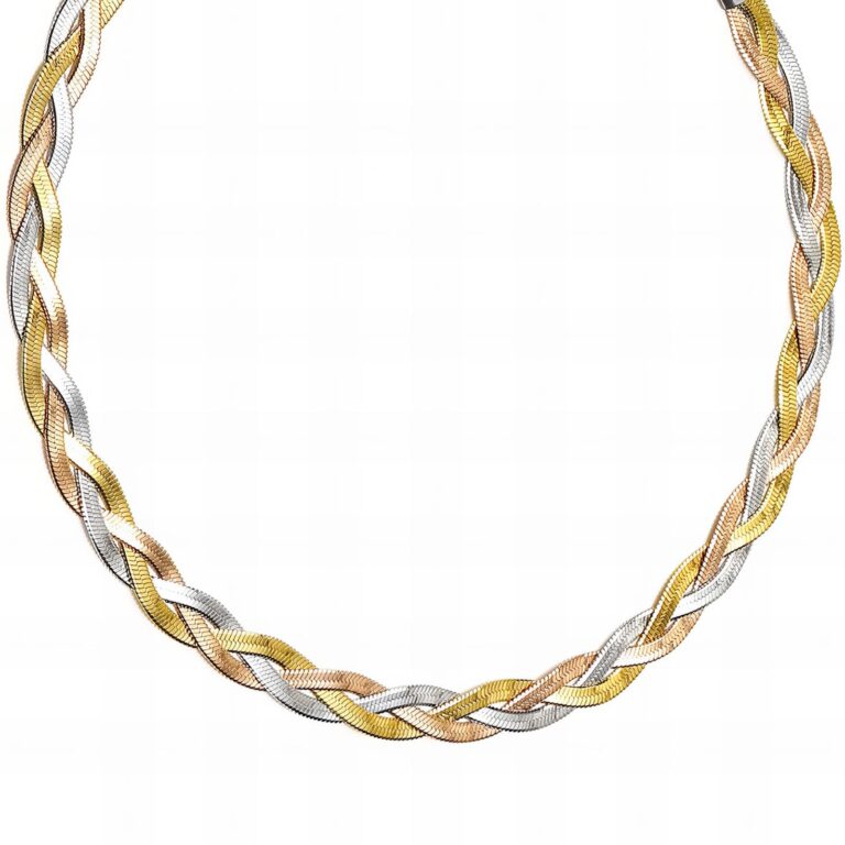 Close-up of 18K gold plated stainless steel necklace with lobster claw clasp