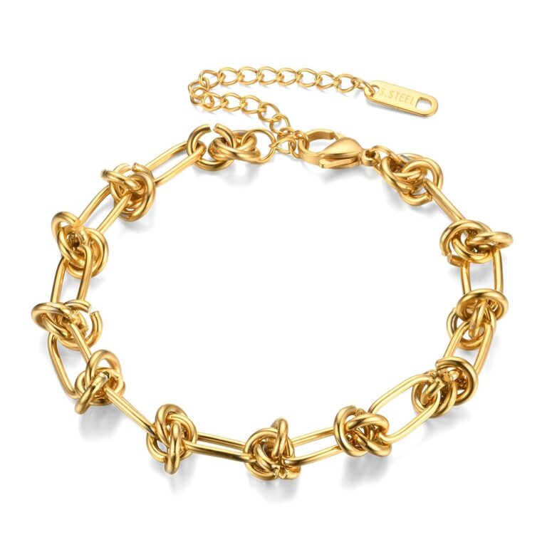 18K gold plated stainless steel bracelet close-up