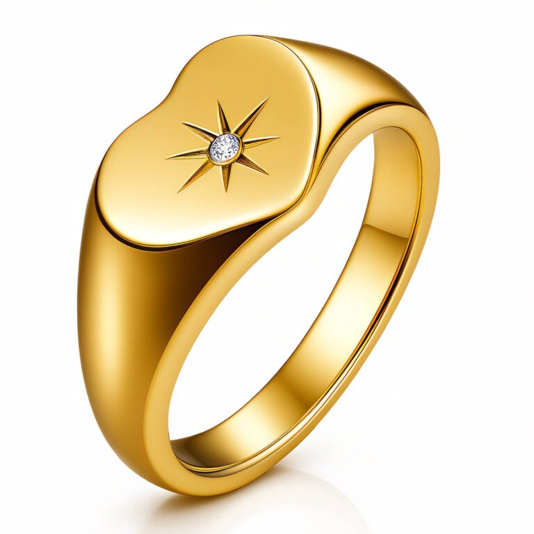 18K gold plated heart ring with cubic zirconia close-up