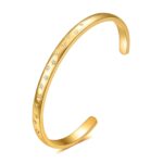 Star bracelet with cubic zirconia on gold plated stainless steel