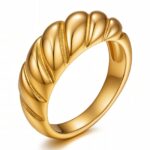 18K gold plated stainless steel croissant ring close-up