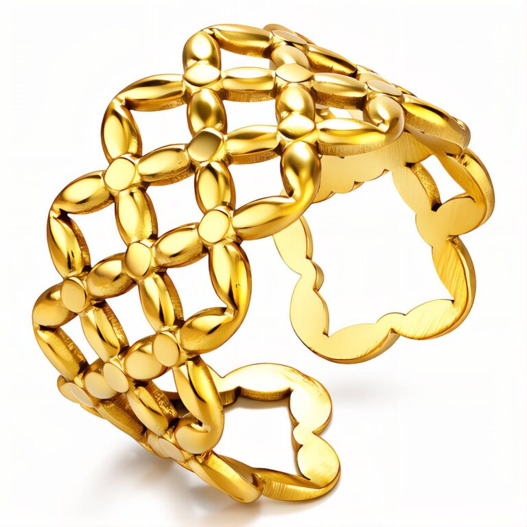 Adjustable 18K gold plated stainless steel ring close-up