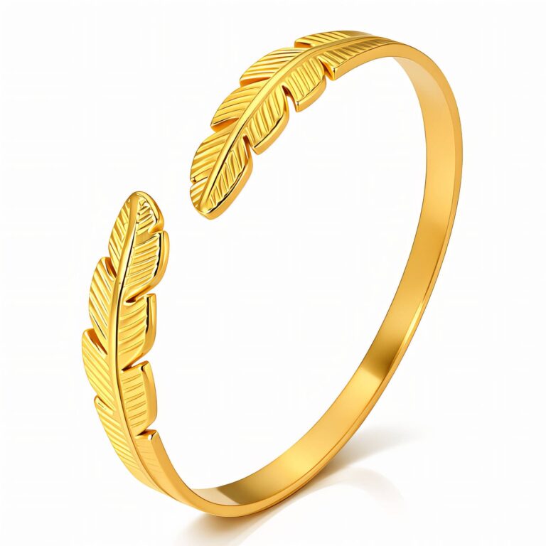 18K gold plated stainless steel leaves bracelet close-up