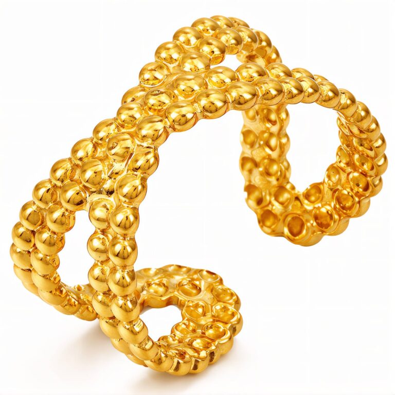 Adjustable 18K gold plated stainless steel ring front view
