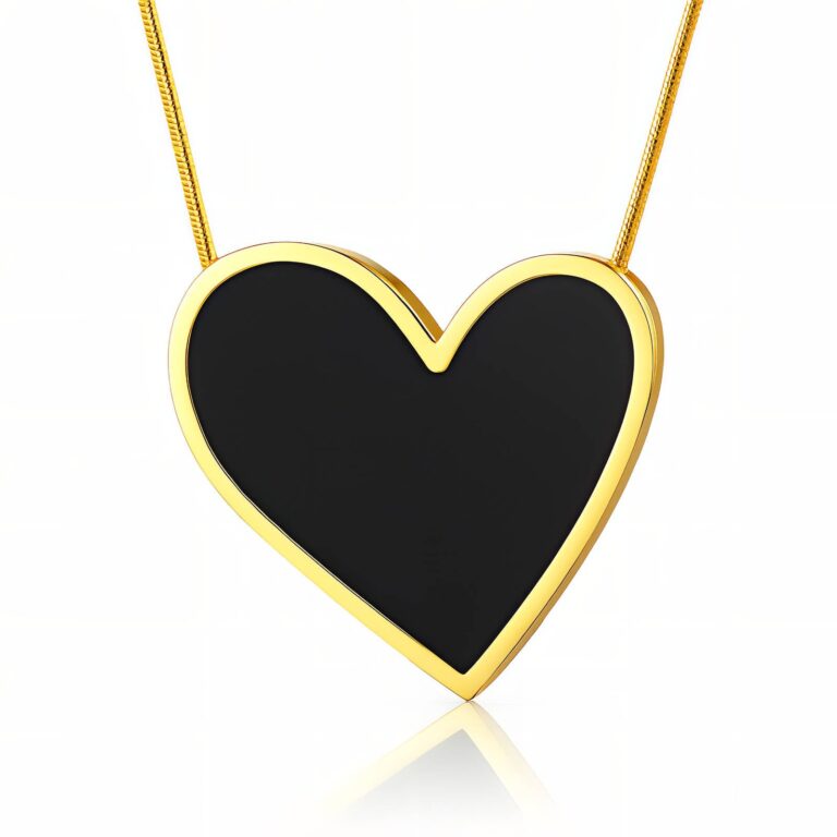 18K gold plated stainless steel heart necklace front view
