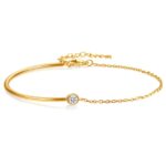 18K gold plated stainless steel bracelet with cubic zirconia close-up