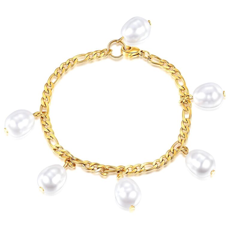 18K gold plated stainless steel bracelet with imitation pearl close-up