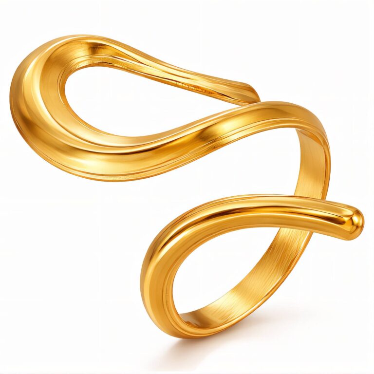 Adjustable 18K gold plated stainless steel ring close-up