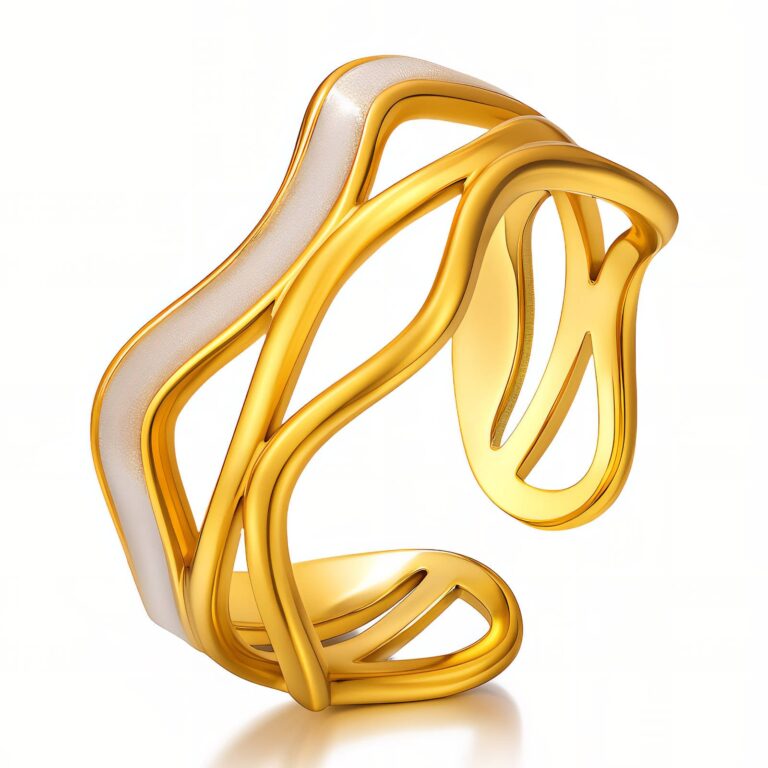 Adjustable 18K gold plated stainless steel ring front view