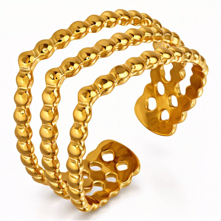 Adjustable 18K gold plated stainless steel ring front view