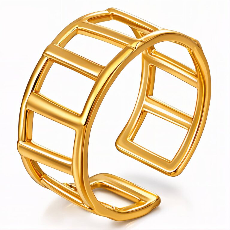 Adjustable 18K gold plated stainless steel ring front view