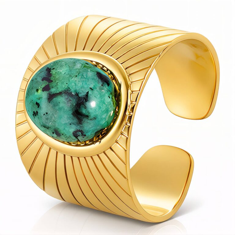 Adjustable 18K gold plated stainless steel ring close-up