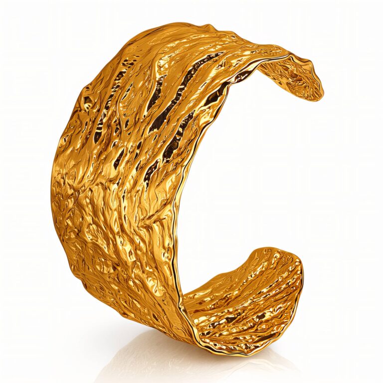 18K gold plated stainless steel bracelet with 6.5 cm diameter and 4.1 cm width