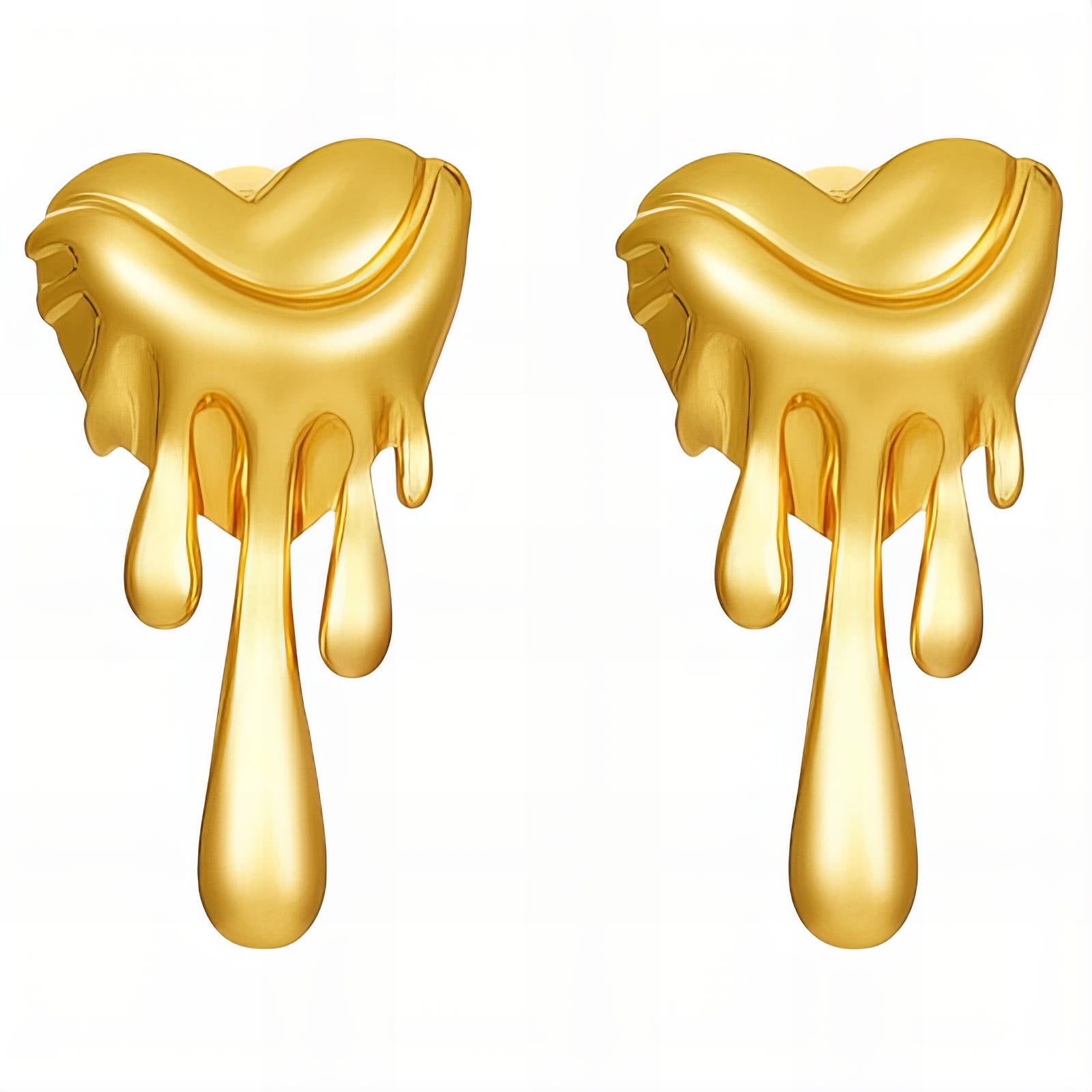 90133-0_3_153301_153321 close-up of 18K gold plated heart-shaped stud earring