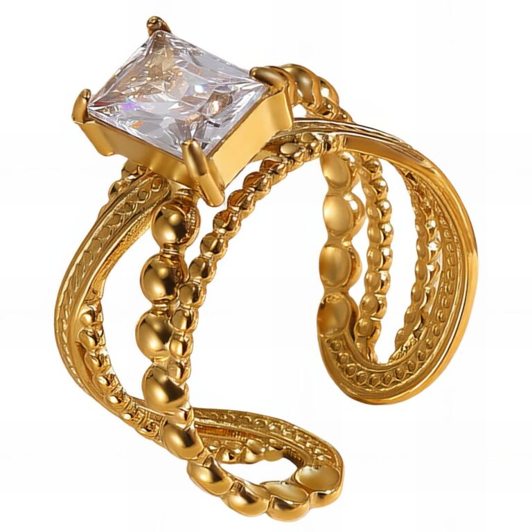 Adjustable 18K gold plated stainless steel ring with cubic zirconia