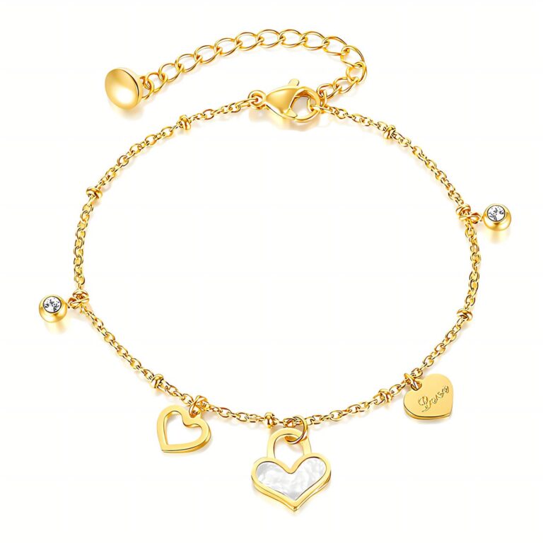 18K gold plated stainless steel hearts bracelet close-up