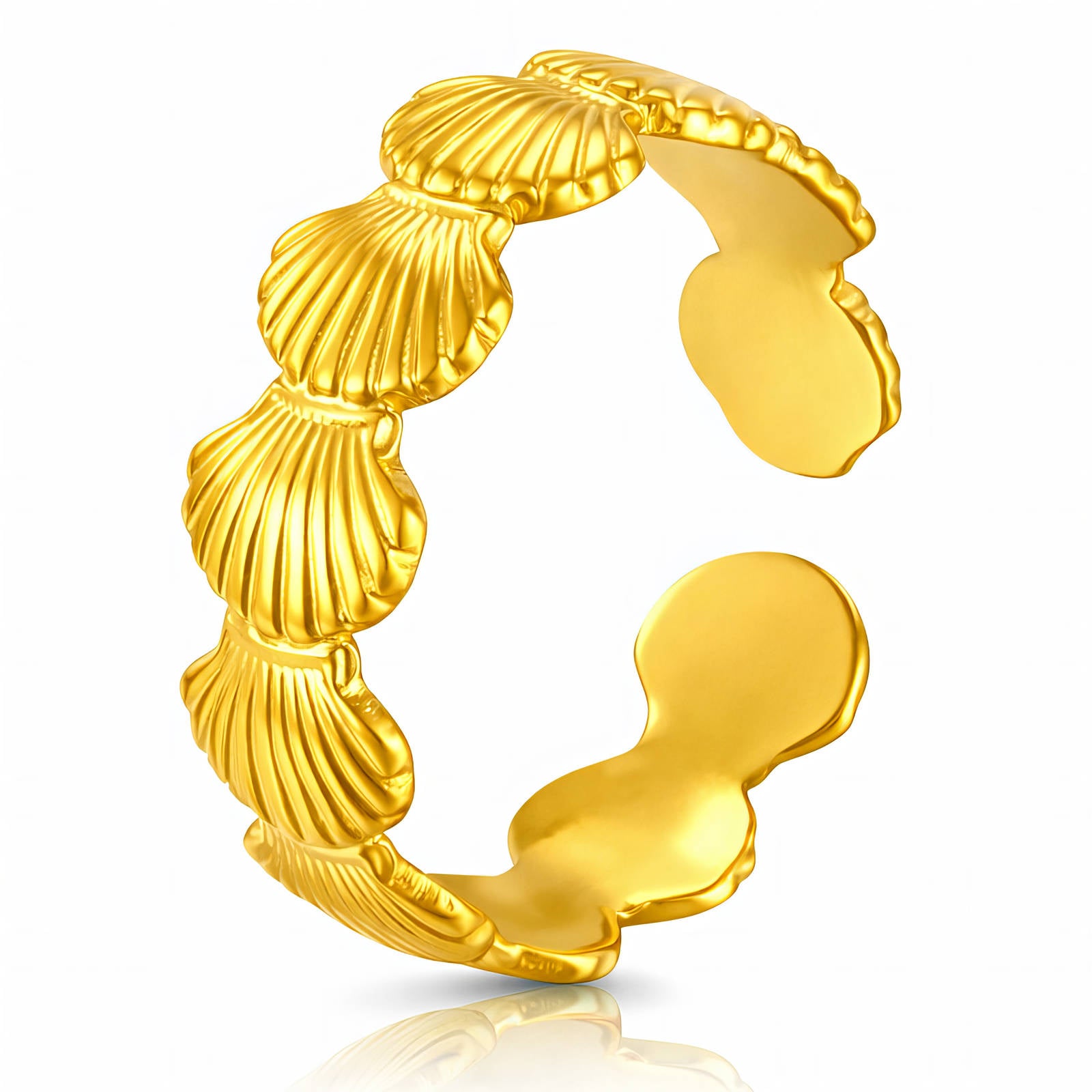 91430-0_151731251 Adjustable 18K gold plated seashell ring on white background