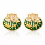 18K gold plated stainless steel seashell earrings with pearl imitation on white background