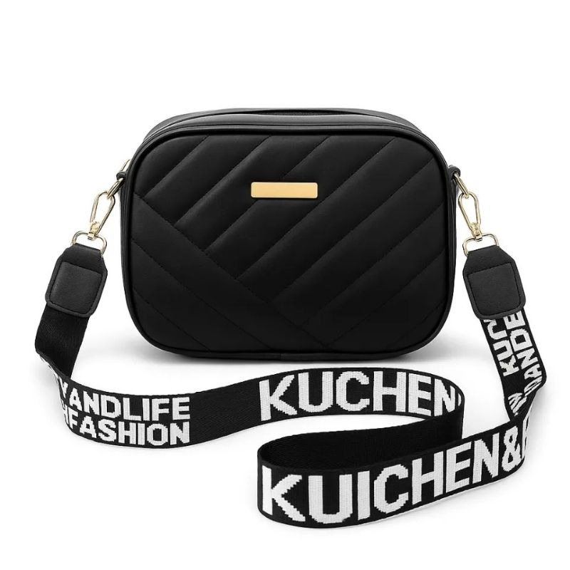 ProductImage-2025-08-16T170452.101_1755346366.jpg black PU leather handbag front view with adjustable strap