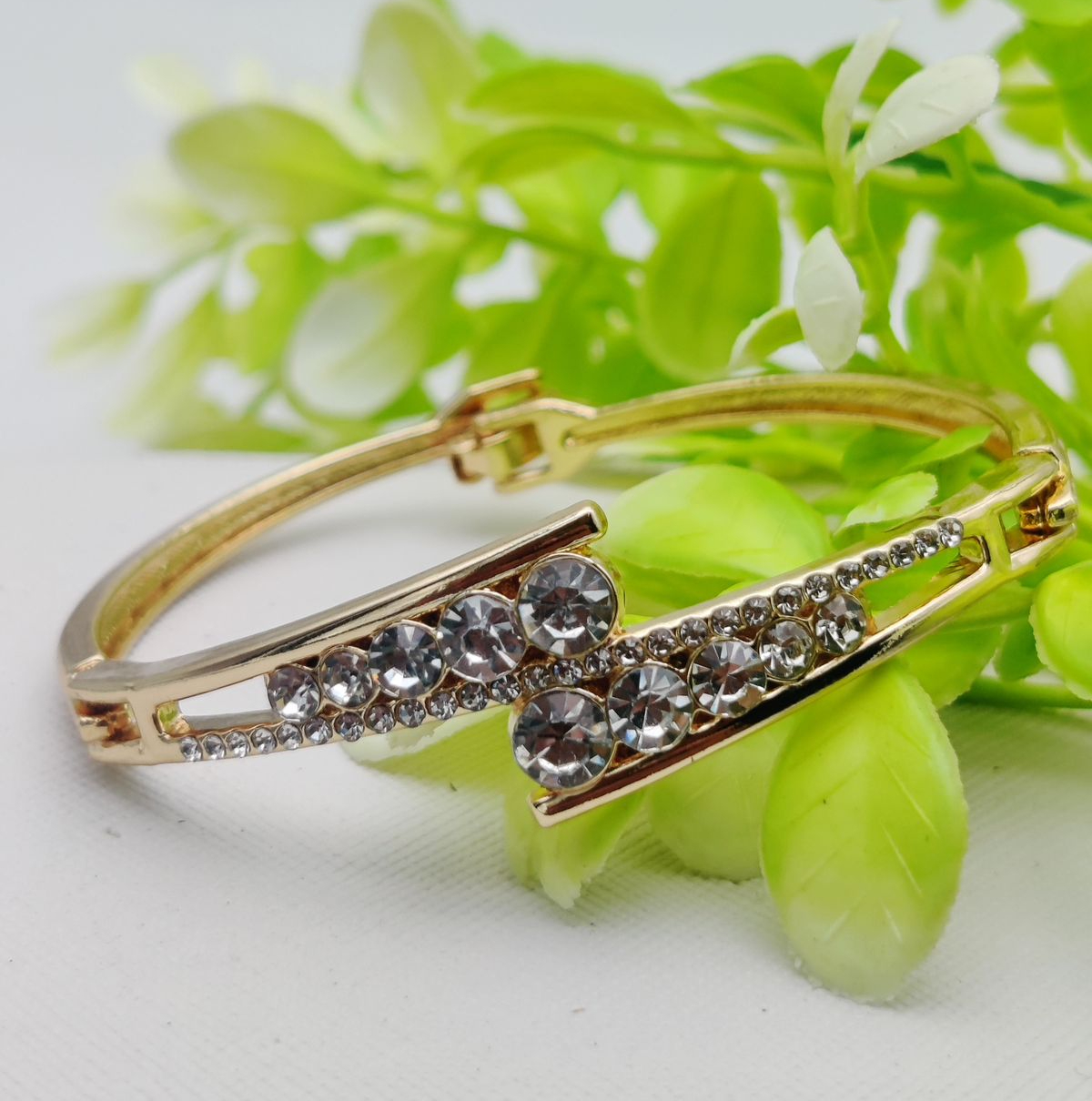 WhatsApp-Image-2025-02-06-at-3.34.30-PM.jpeg Radiant Elegance Adjustable Crystal Bracelet – | Best Quality Artificial Bracelet For Girls & Women | Imported Glamour for Every Occasion | Elegant Design - Image 1