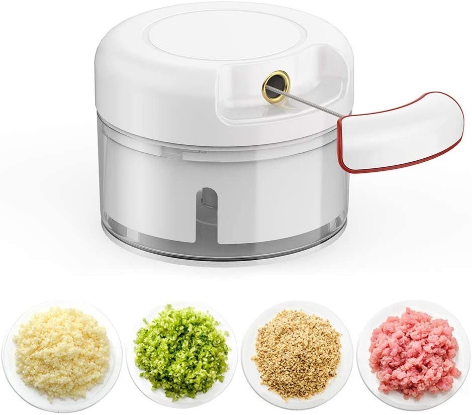 b84b3e39608d51fb92bee974a960d16d.jpg Mini Food Chopper – Hand-Powered Meat Grinder, Mincer, Mixer & Blender for Fruits, Vegetables, Nuts, and Meat | Powerful & Portable Kitchen Tool - Image 1