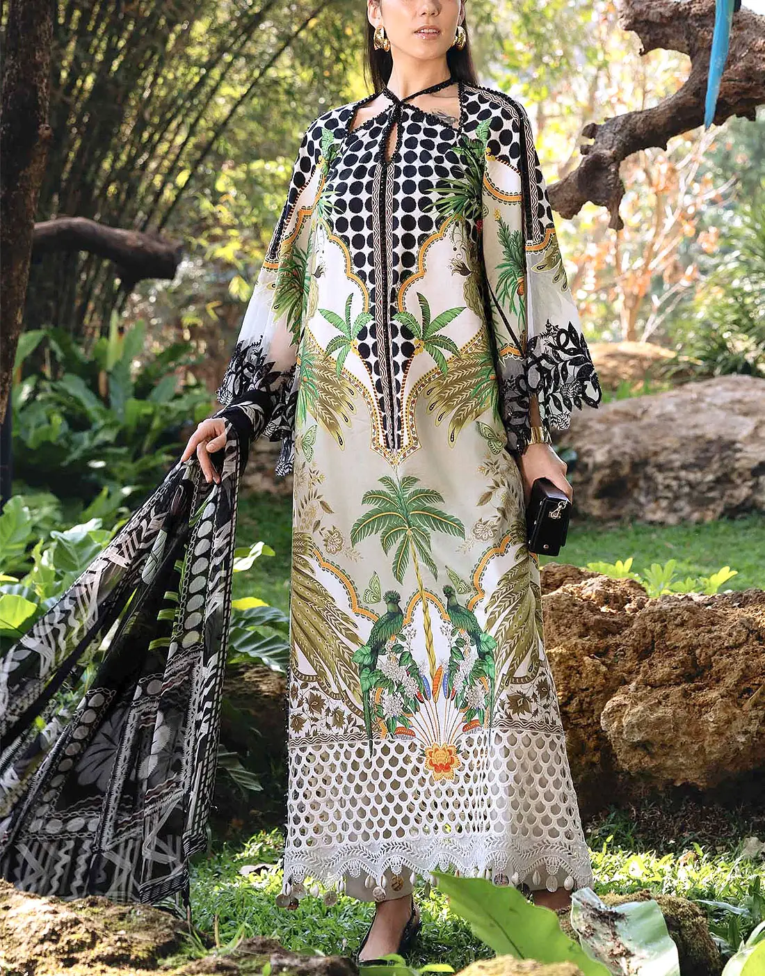 dad045427892432a068872dbbbb30725.webp Elegant All-Over Print Embroidered Lawn 3Pc Unstitched EID Dress for Girls with Chiffon Dupatta - Image 1