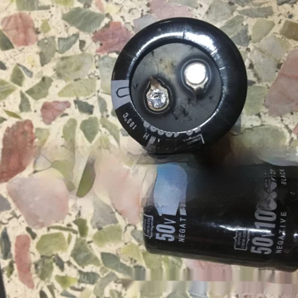 50V 10000µF Electrolytic Capacitor with 10mm Lead Spacing