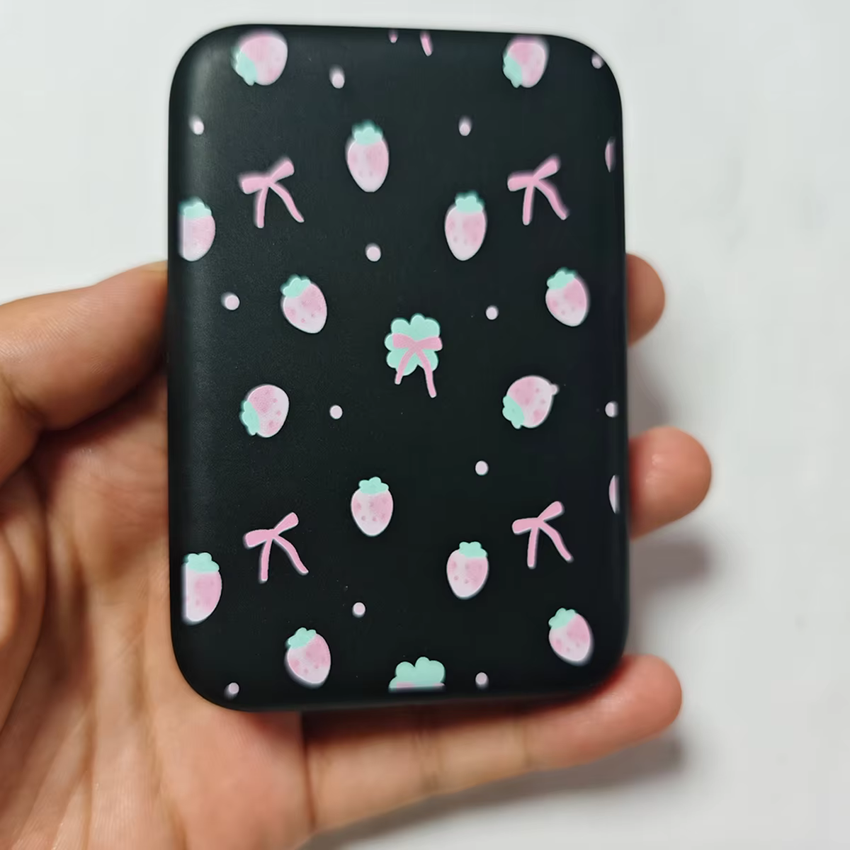 Black TPU Charging Case for Apple MagSafe Power Bank