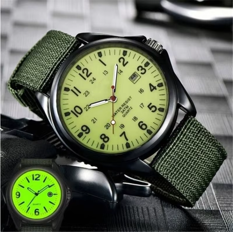 Fashion Mens Quartz Watch with Luminous Hands Big Dial