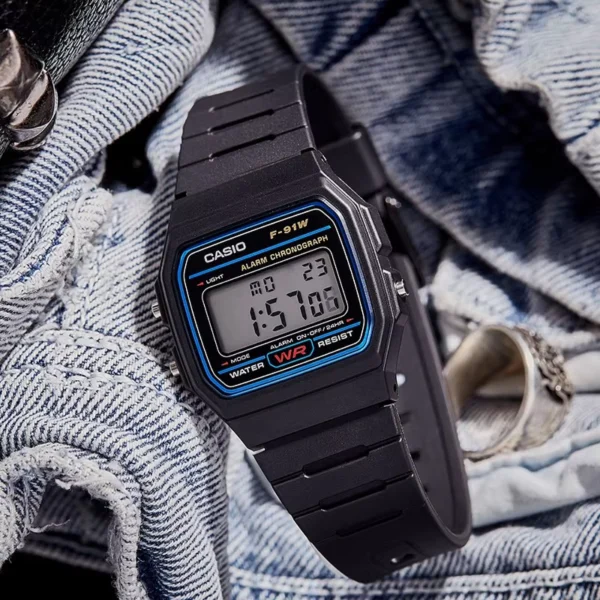 Casio F-91W-1 Resin Digital Sports Wristwatch