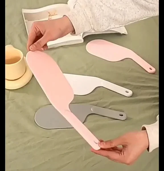 Bed Sheet Tucker for Neat, Wrinkle-Free Sheets