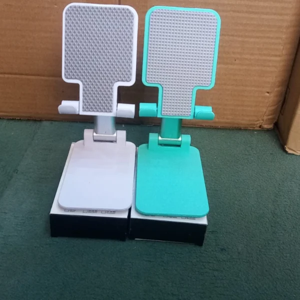 Adjustable Foldable Mobile Phone Stand in Random Colors