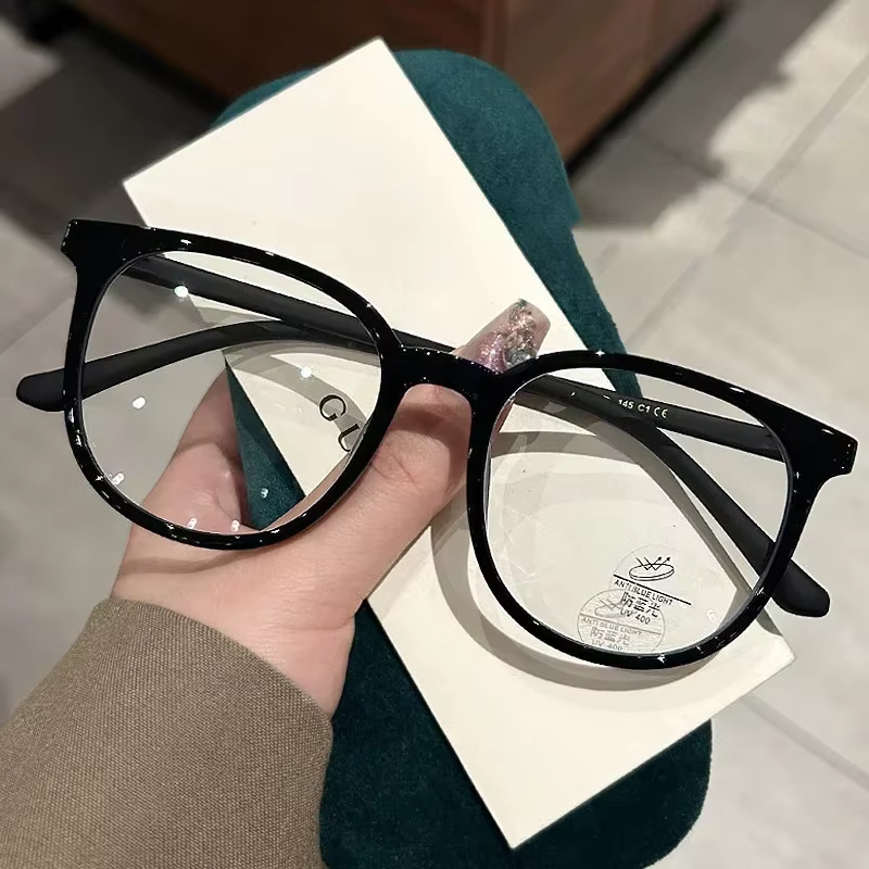 Ultralight Unisex Myopia Glasses with Clear PC Frame